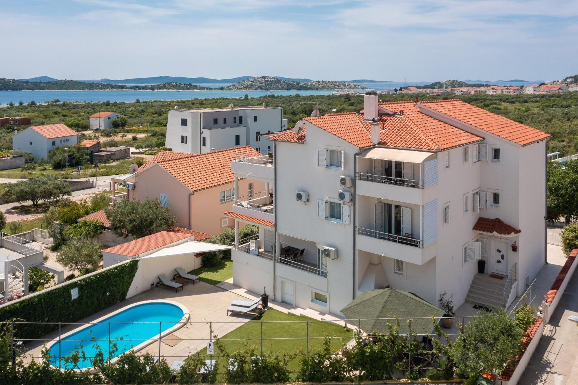 Sea View Apartments Tihi II Vodice Buitenkant foto