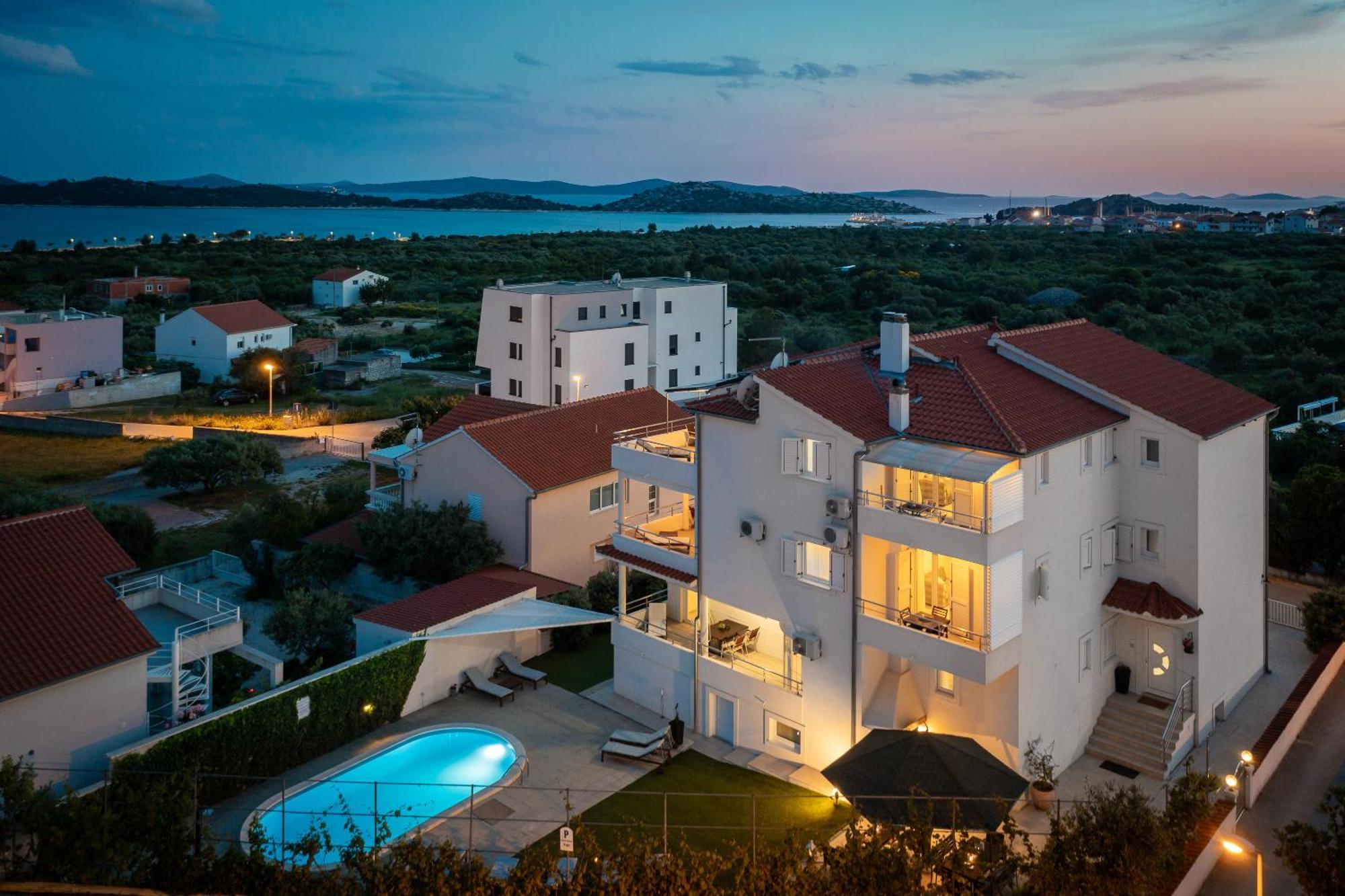 Sea View Apartments Tihi II Vodice Buitenkant foto