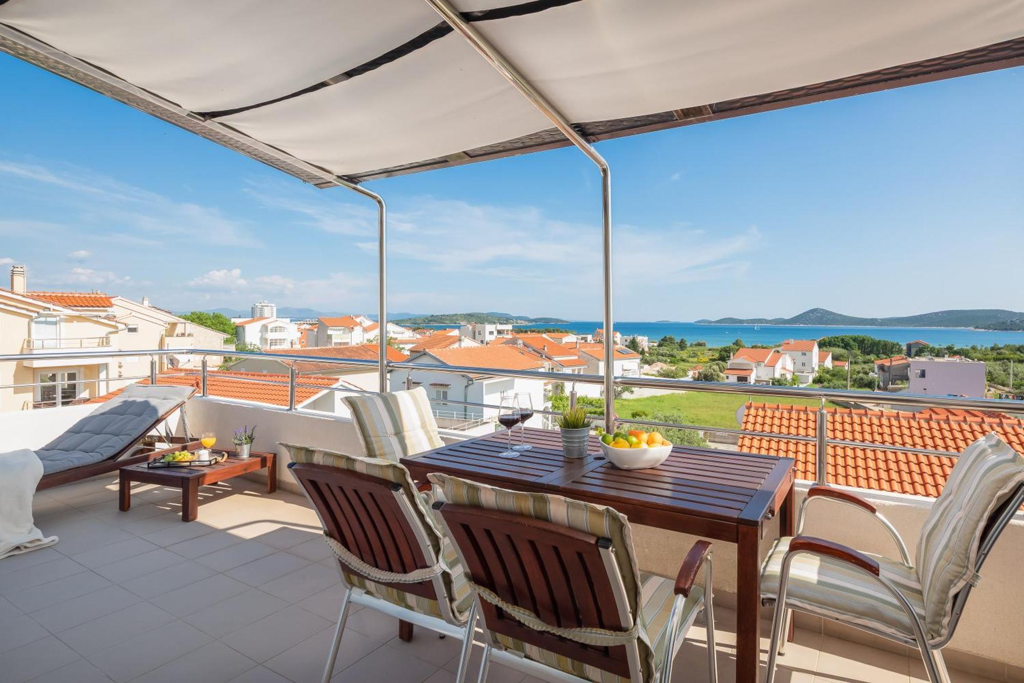 Sea View Apartments Tihi II Vodice Buitenkant foto