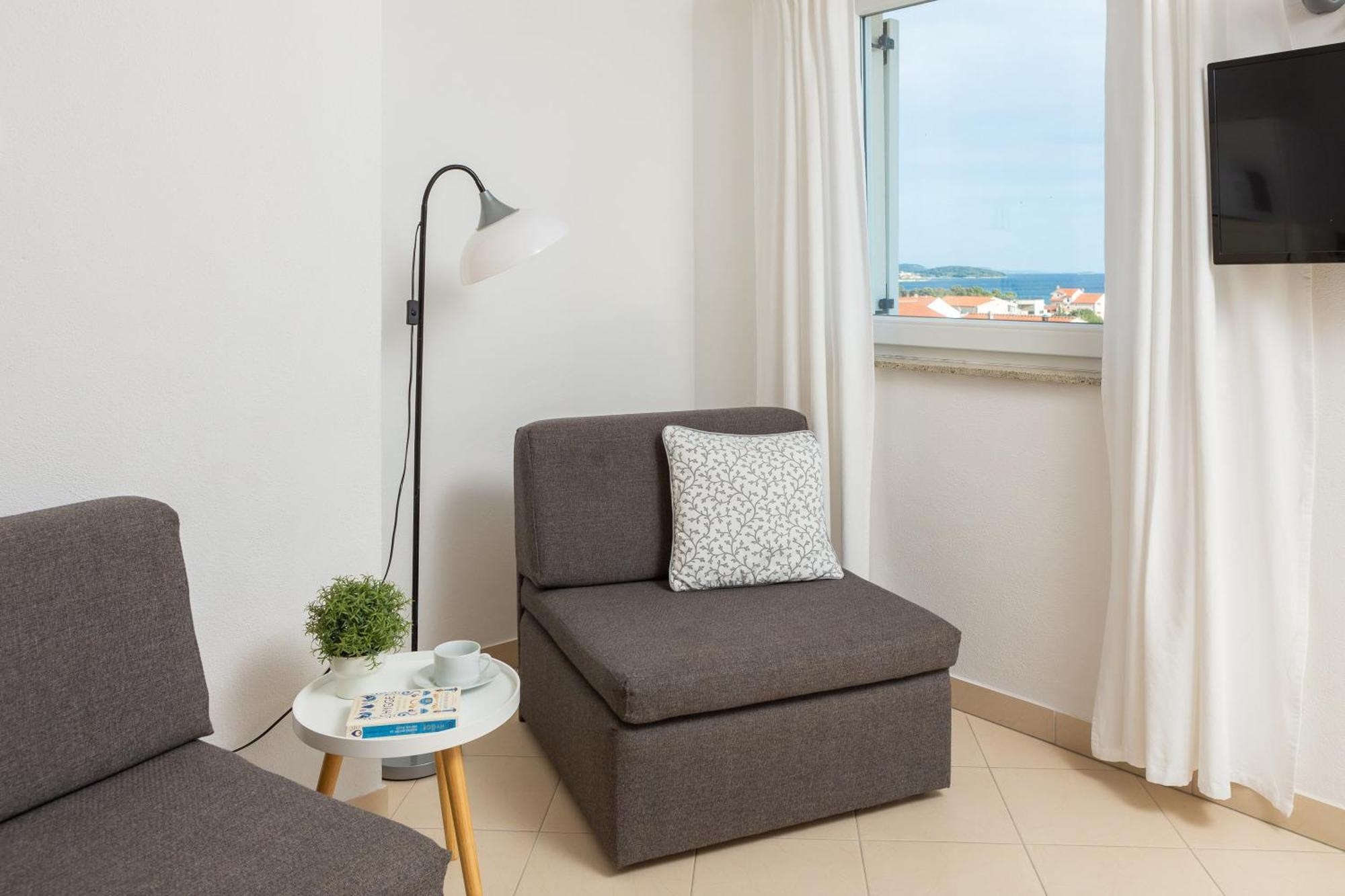 Sea View Apartments Tihi II Vodice Buitenkant foto