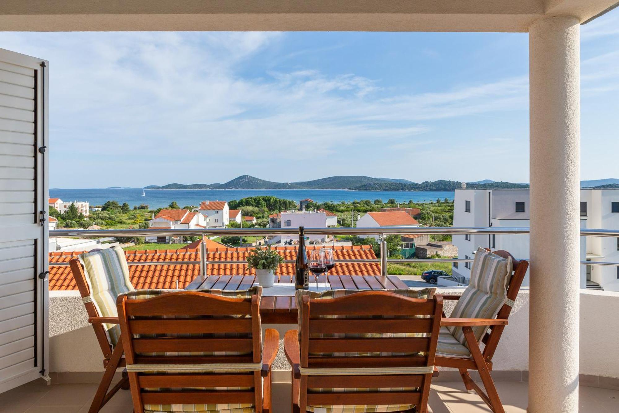 Sea View Apartments Tihi II Vodice Buitenkant foto